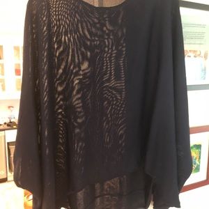 Ralph Lauren knit boat neck top size small. Hard to photograph fits large